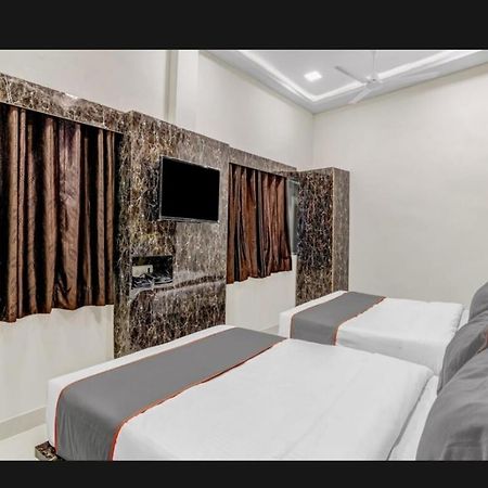 Hotel Bhavya Residency Ahmadábád Kültér fotó