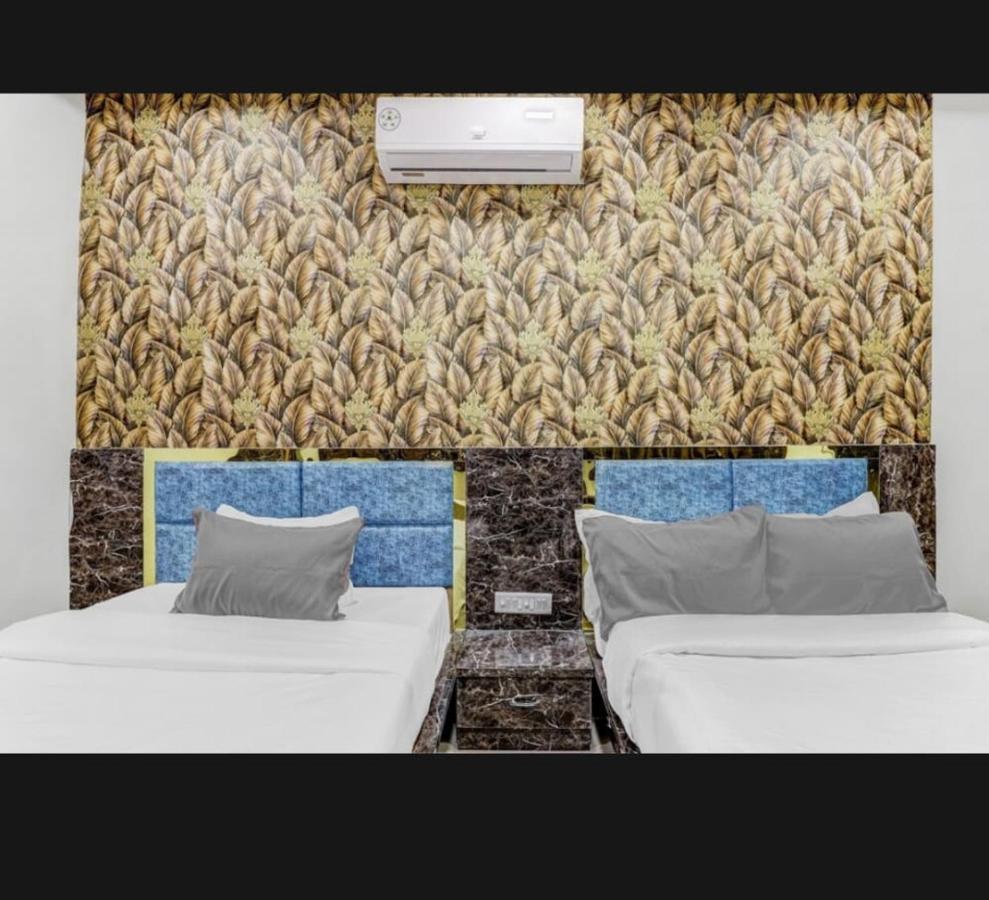 Hotel Bhavya Residency Ahmadábád Kültér fotó