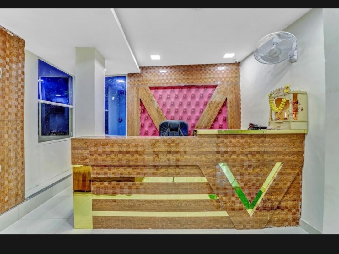 Hotel Bhavya Residency Ahmadábád Kültér fotó