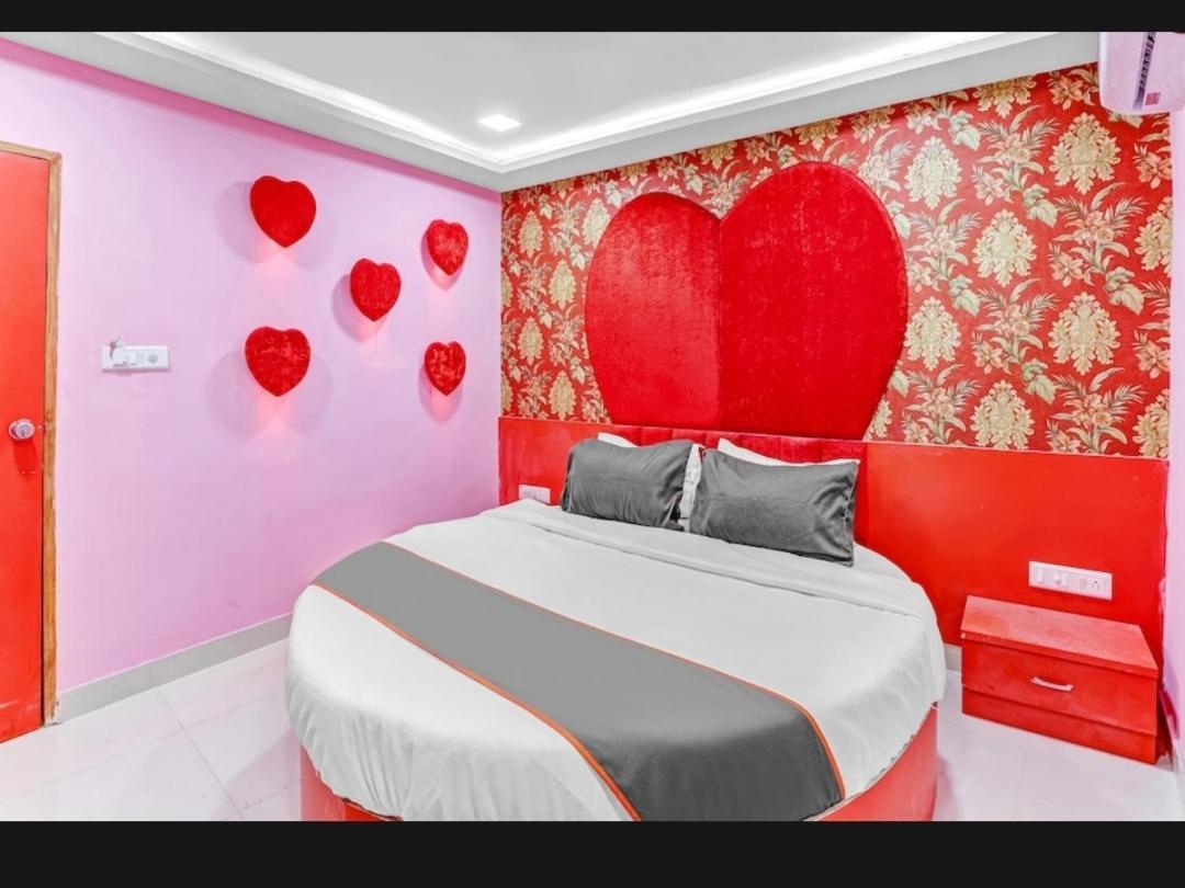 Hotel Bhavya Residency Ahmadábád Kültér fotó