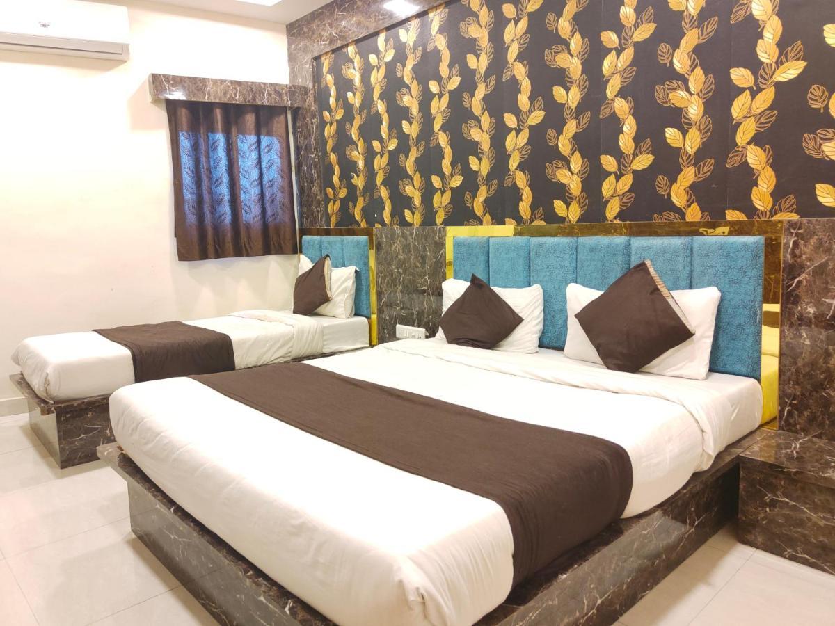 Hotel Bhavya Residency Ahmadábád Kültér fotó